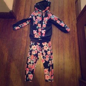 Girl 4T track suit